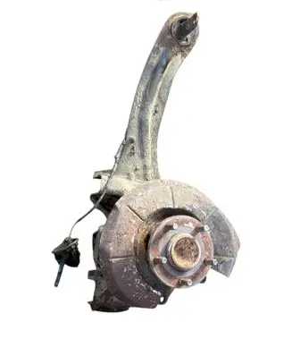 Rear wheel hub