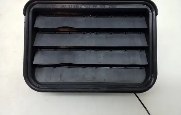 Mercedes-Benz ML W164 Fender grill A1648300442