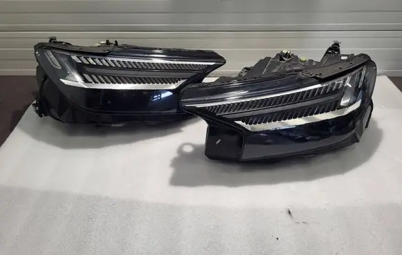 Audi Q4 Sportback e-tron Headlights/headlamps set 89A941035