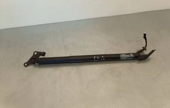 BMW 2 F46 Tailgate/trunk strut/damper 7365979 21072164100002