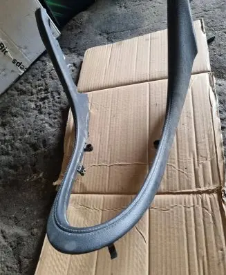 Mercedes-Benz CLS C219 Center console decorative trim A2196800135 E0488441001