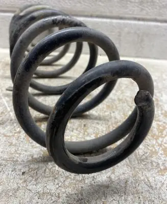 Volkswagen Golf III Rear coil spring