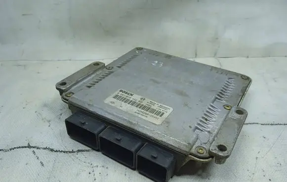 Opel Zafira A Engine control unit/module 0281010482 8200126462