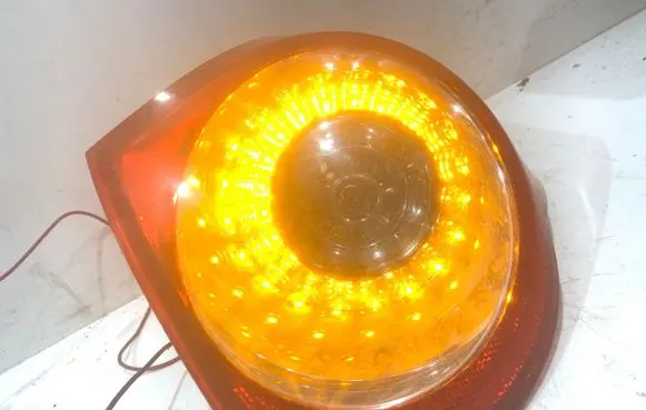 Volkswagen PASSAT B5 Rear/tail lights 27458002