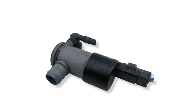 Nissan Qashqai J12 Windscreen/windshield washer pump 9825893480