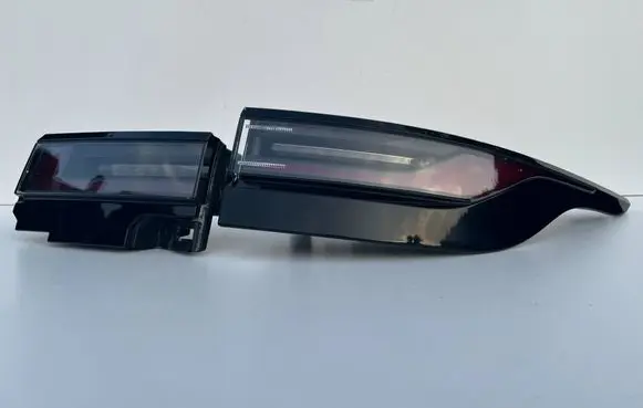 Land Rover Evoque II Rear/tail lights set R8D213404AD R8D2-13404-AD R8D213404A