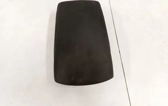 Nissan Qashqai Armrest
