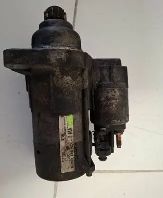 Volkswagen PASSAT B6 Starter motor 02M911023N