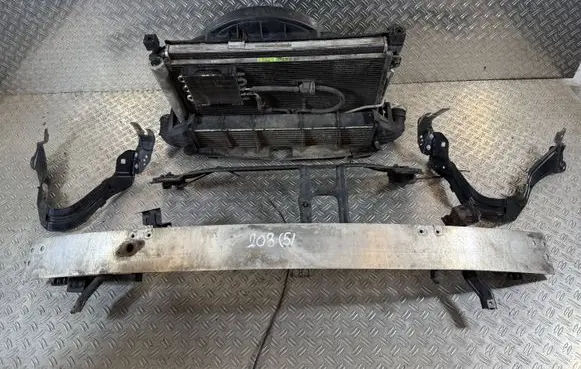 Mercedes-Benz C W203 Radiator support slam panel A2035001154