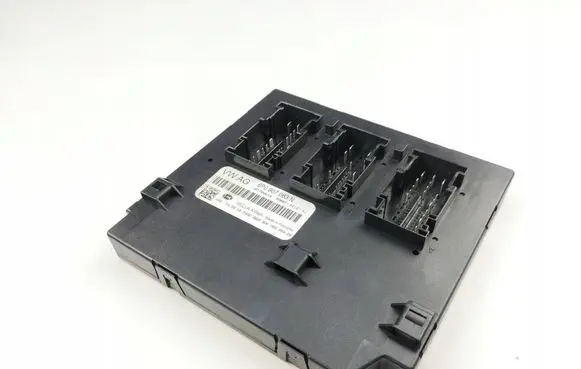 Audi A3 S3 8P Comfort/convenience module 8P0907063N