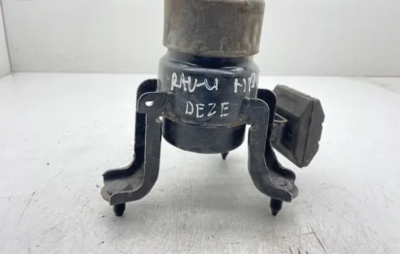 Toyota RAV 4 (XA50) Gearbox mount