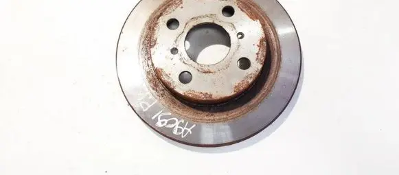 Toyota Yaris Front brake disc ventiliuojamas