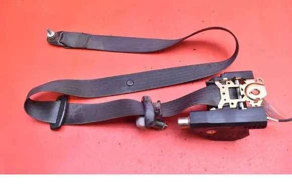 Fiat Panda 141 Front seatbelt 33014051
