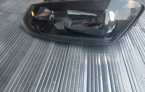 Volkswagen Polo V 6R Headlight/headlamp