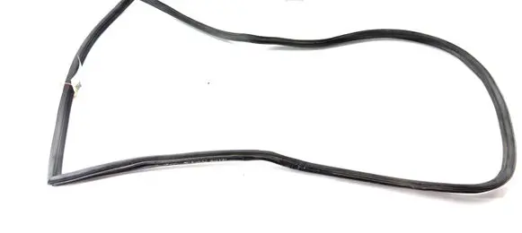 Volvo 760 Rear door rubber seal (on body)