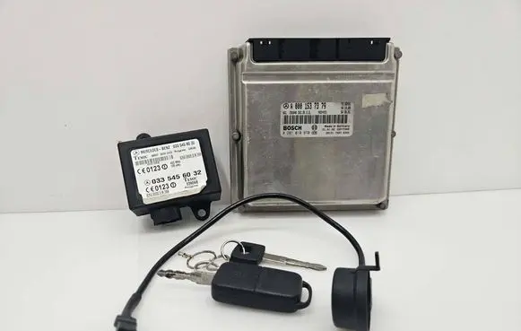 Mercedes-Benz Sprinter W901 W902 W903 W904 Engine control unit/module A0001537379 28RTF000 0281010970