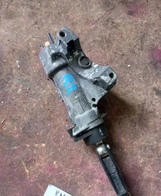 Volkswagen Polo IV 9N3 Ignition lock 4B0905851C