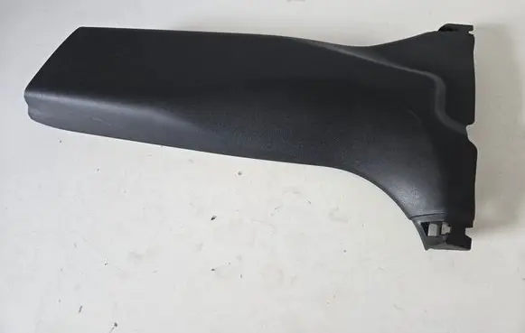 Nissan Leaf II (ZE1) (B) pillar trim (bottom) 769163NL0A