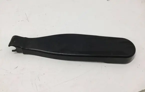 Mercedes-Benz EQS X296 Wiper trim A2968240200