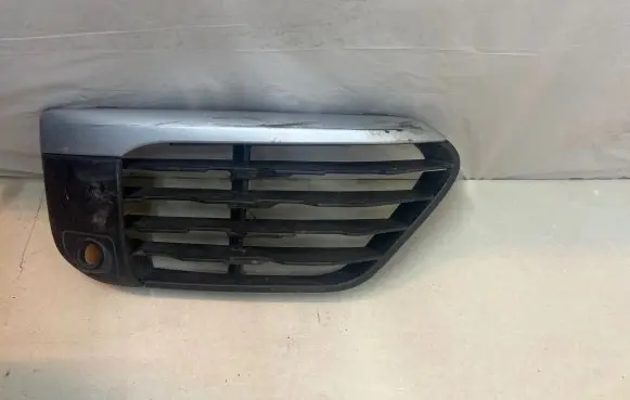 BMW X1 F48 F49 Front fog light trim/grill 7354778 10833610