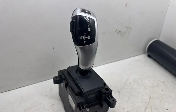 BMW 5 F10 F11 Gear shifter/selector 9251186 1002727600