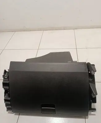 Renault Master III Glove box 685006535R 00233139 00233136