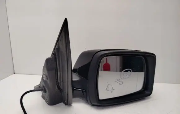 BMW X3 E83 Front door electric wing mirror 