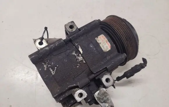 KIA Sorento Air conditioning (A/C) compressor (pump) 977013E350