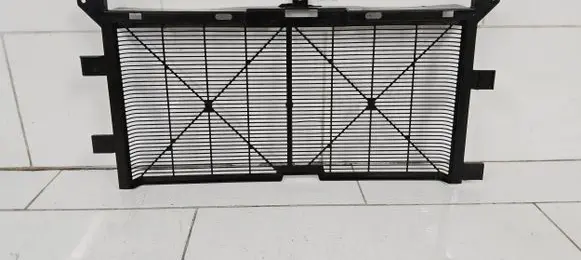 Nissan Leaf I (ZE0) Radiator trim 214963NL0B