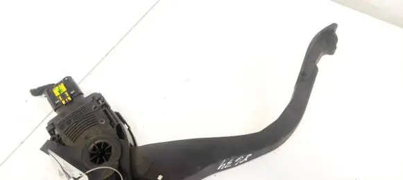 Citroen C3 Picasso Accelerator throttle pedal 968138398000 9681383980-00