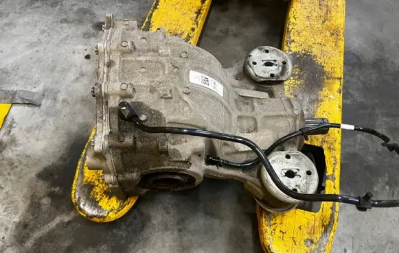 Ford Explorer VI Rear differential L1MW4000LC L1MW4A028GA