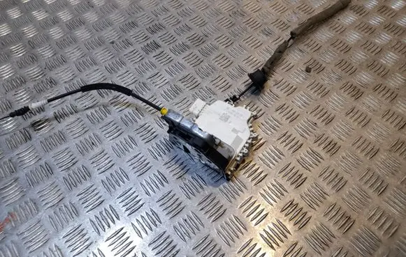 Audi Q3 8U Rear door lock 8K0839015G