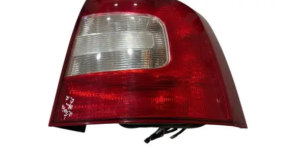 Skoda Octavia Mk2 (1Z) Rear/tail lights 1Z9945258 27592202