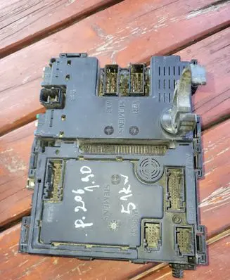 Peugeot 206 Fuse module 9626460880