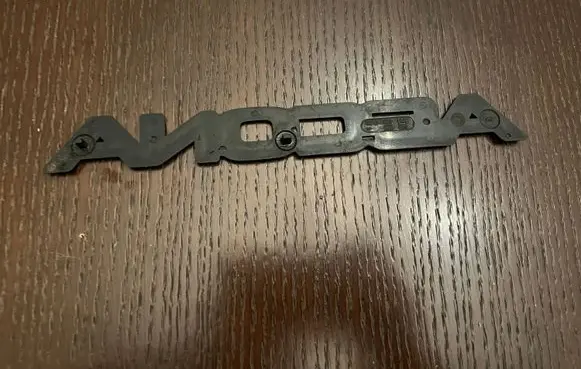 Opel Ascona C Manufacturers badge/model letters 90104681