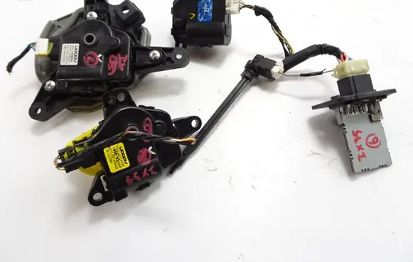 Hyundai ix35 Air flap motor/actuator D267AP9AA02 QC1R0000