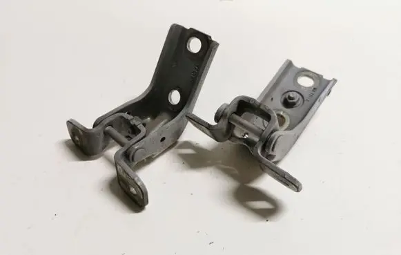 Ford Mustang V Front door lower hinge 