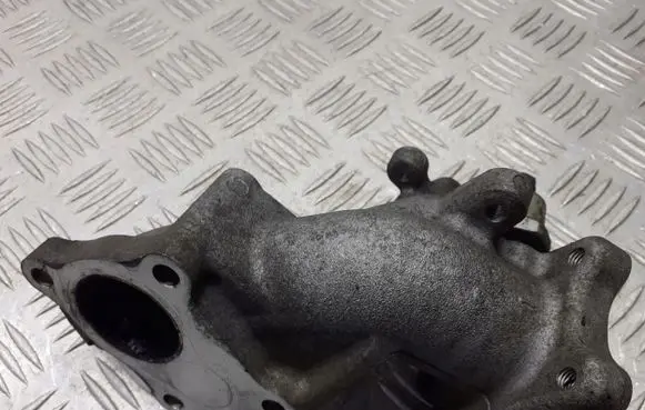 Toyota Auris 150 Other exhaust manifold parts 
