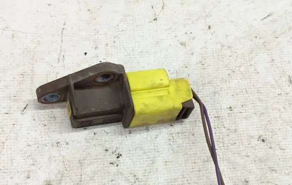 Audi A5 8T 8F Airbag deployment crash/impact sensor 8K0959651 5WK43738