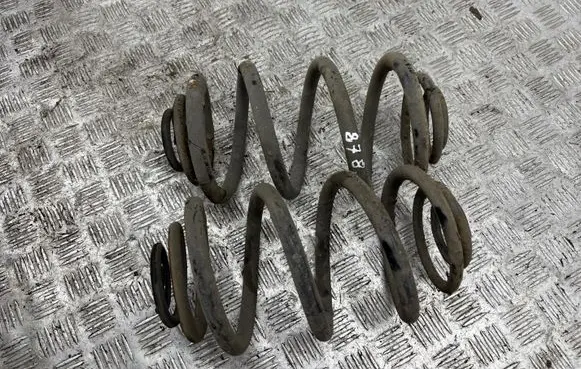 Opel Vivaro Rear coil spring