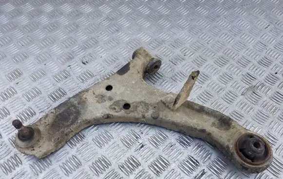 Suzuki Grand Vitara II Front lower control arm/wishbone