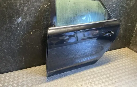 Audi A8 S8 D4 4H Rear door