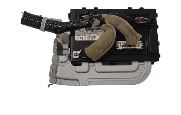 Nissan Leaf I (ZE0) Other control units/modules 284B13NL0A D5C06812