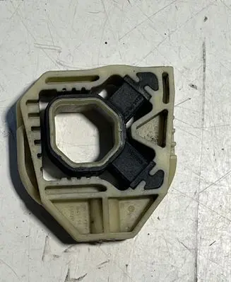 Volkswagen Touran II Radiator mount bracket 1K0121367G