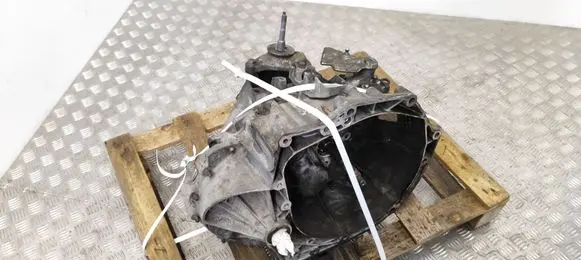 Manual 6 speed gearbox