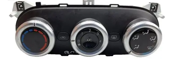 Fiat 500L Climate control unit 735557281