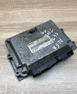 Alfa Romeo 147 Engine control unit/module ECU 55185365 93741AAA