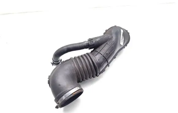BMW 1 E81 E87 Turbo air intake inlet pipe/hose 7804846 1371780484602 58650910