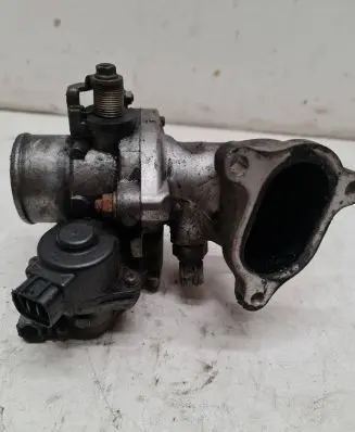 Toyota Corolla E120 E130 Throttle valve 8967221020
