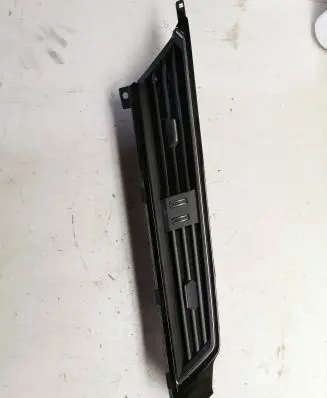 Audi e-tron Dash center air vent grill 4KL820951